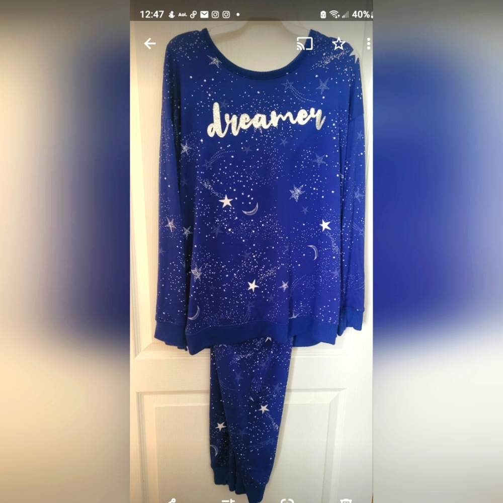 Womens Pajama/Lounge Set